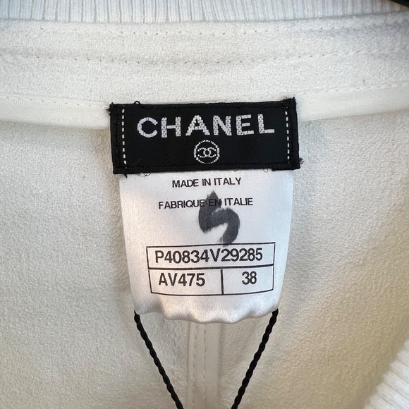 CHANEL Boutique, Bomber Jacket in White Linen and Gold Lurex, Size 38 - Picture 8 of 13